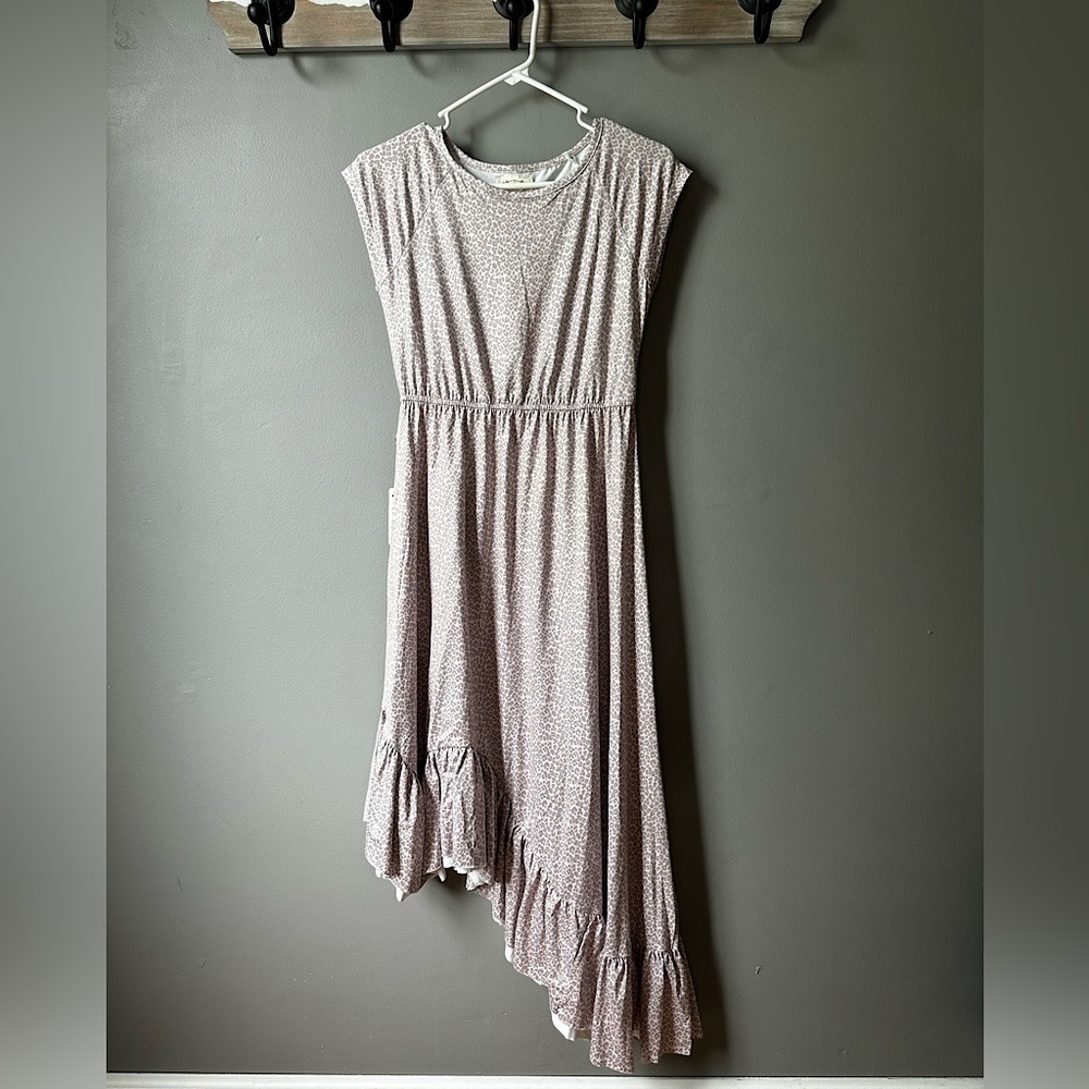 Joyfolie Light Mauve Speckled Asymmetric Ruffle Dress